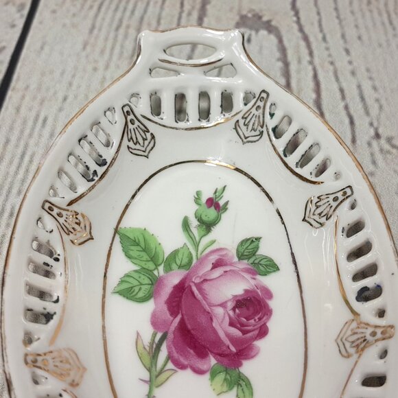 Porcelain Dish Germany Courting Couple Reticulated Lattice Trinket 5" Set Of 3 - Picture 12 of 16